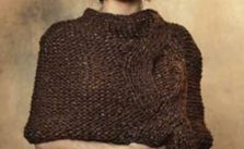 Interweave Knits Fall 2007 – Fern, Moss and Shale Cabled Capelet