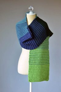 Suddenly Gradiently Free easy scarf knitting pattern