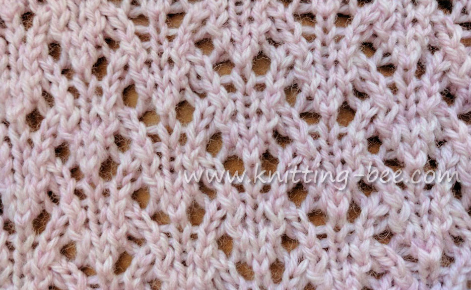 Eagle Lace Free Knitting Stitch by Knitting Bee www.knitting-bee.com