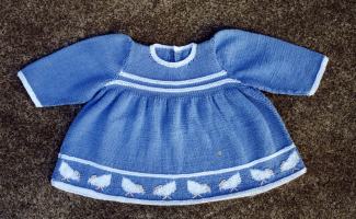 Baby Georgia Chick Dress Free Knitting Pattern