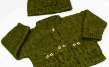 Child’s knitted owl sweater and hat