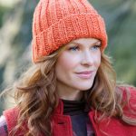 Easy-Fit Ribbed Hat Free Knitting Pattern