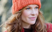 Easy-Fit Ribbed Hat Free Knitting Pattern