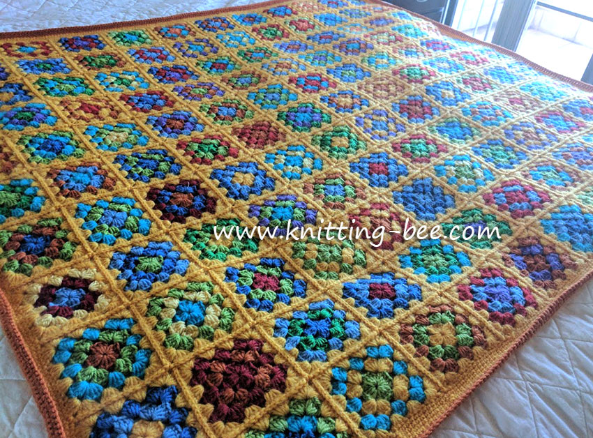 yellow crochet granny square tutorial by www.knitting-bee.com