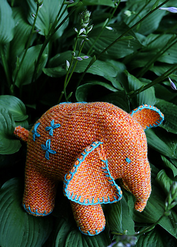 Flo the Elephant Free Knitting Pattern