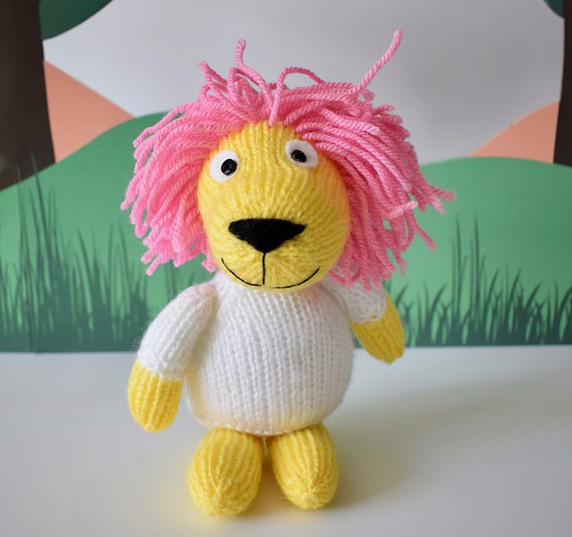 Lionel the Lion Free Knitting Pattern