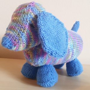 Luis The Long Puppy Free Knitting Pattern, free toy knitting pattern, dog knit pattern, animal knitting pattern