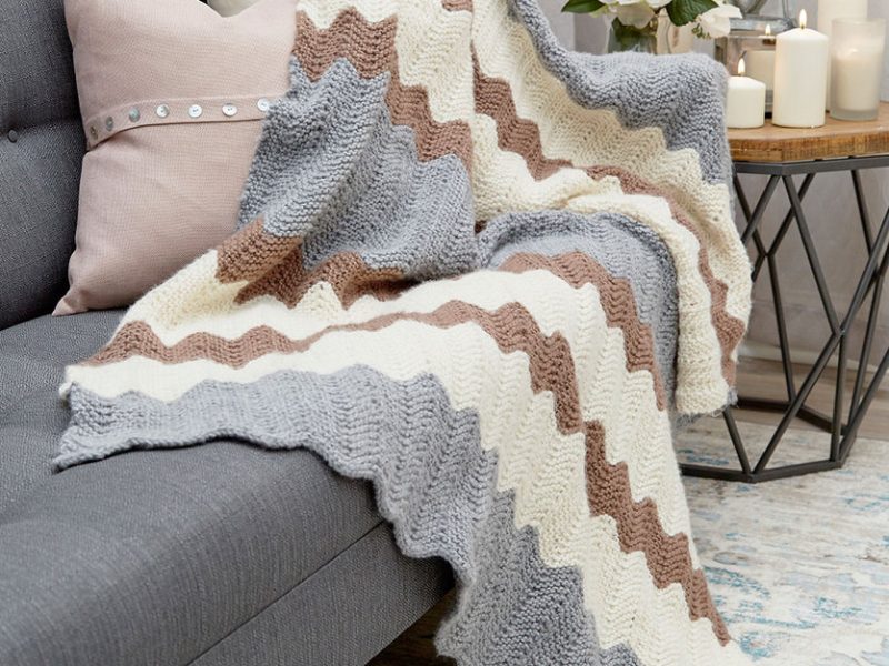 Bernat Chevron Panels Blanket Free Knitting Pattern
