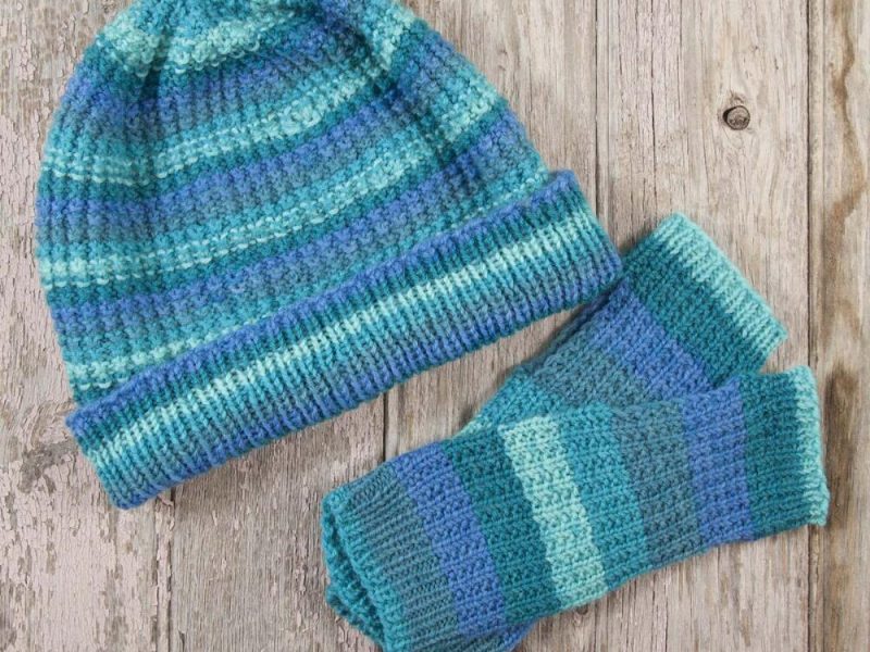Amarillo Hat & Mitts Free Knitting Pattern Download