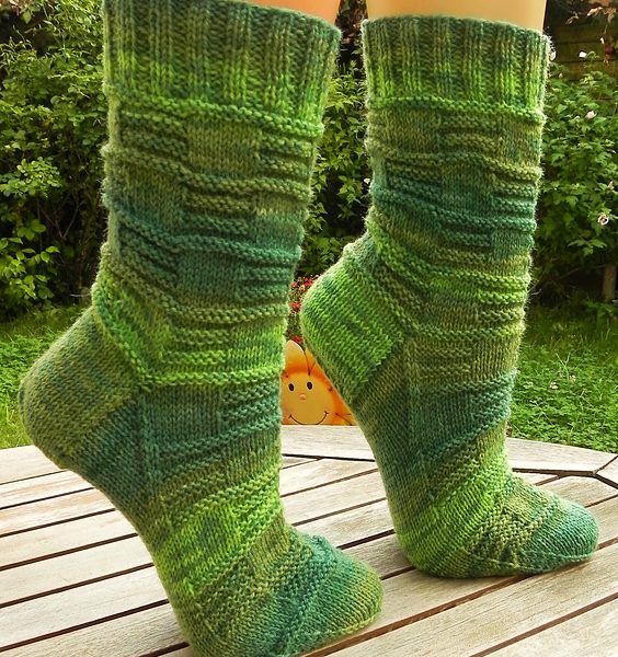 Andrea Free Sock Knitting Pattern