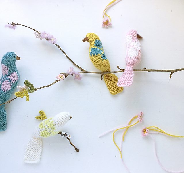 Blossom birds free knitting pattern