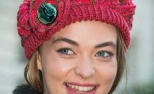 Knit a candy swirl beret free pattern