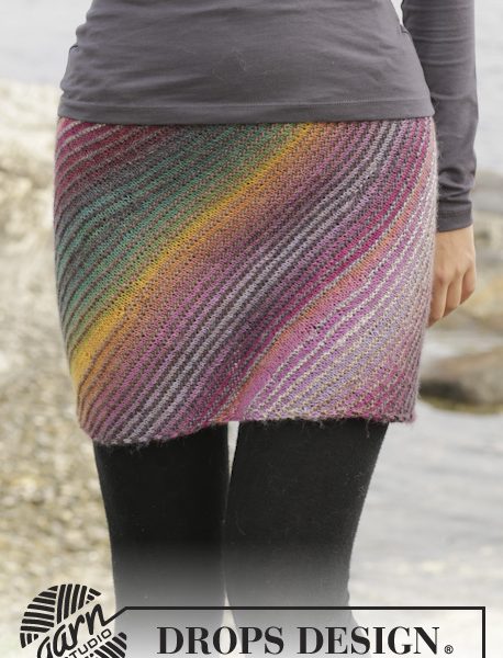Late Summer Night’s Dream Short Skirt Free Women’s Knitting Pattern