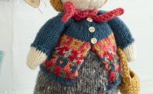 Little Miss Mouse Free Toy Knitting Pattern