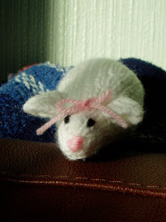 Miss Mouse Free Knitting Pattern