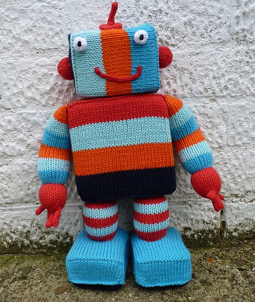 Mr Ro-bot Free Knitting Pattern