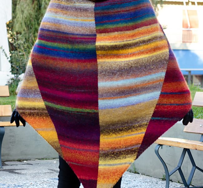 Rhombus Lamina Free Cape Knitting Pattern