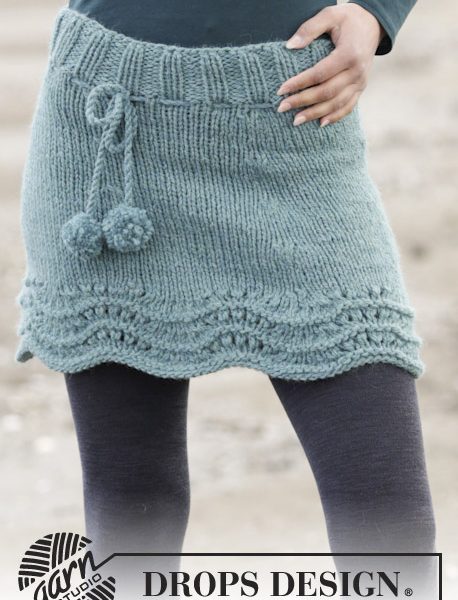 Sea Foam Miniskirt Free Women’s Knitting Pattern