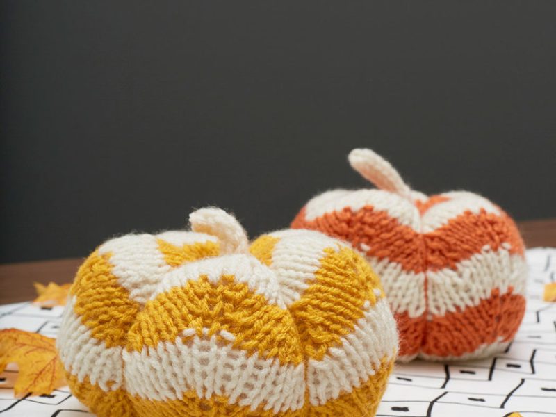 Spicy Knit Pumpkins Free Fall Knitting Pattern