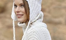 Woman’s Cap Hat with Earflaps Free Knitting Pattern