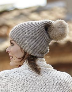 Woman's Ribbed Hat Free Knitting Pattern