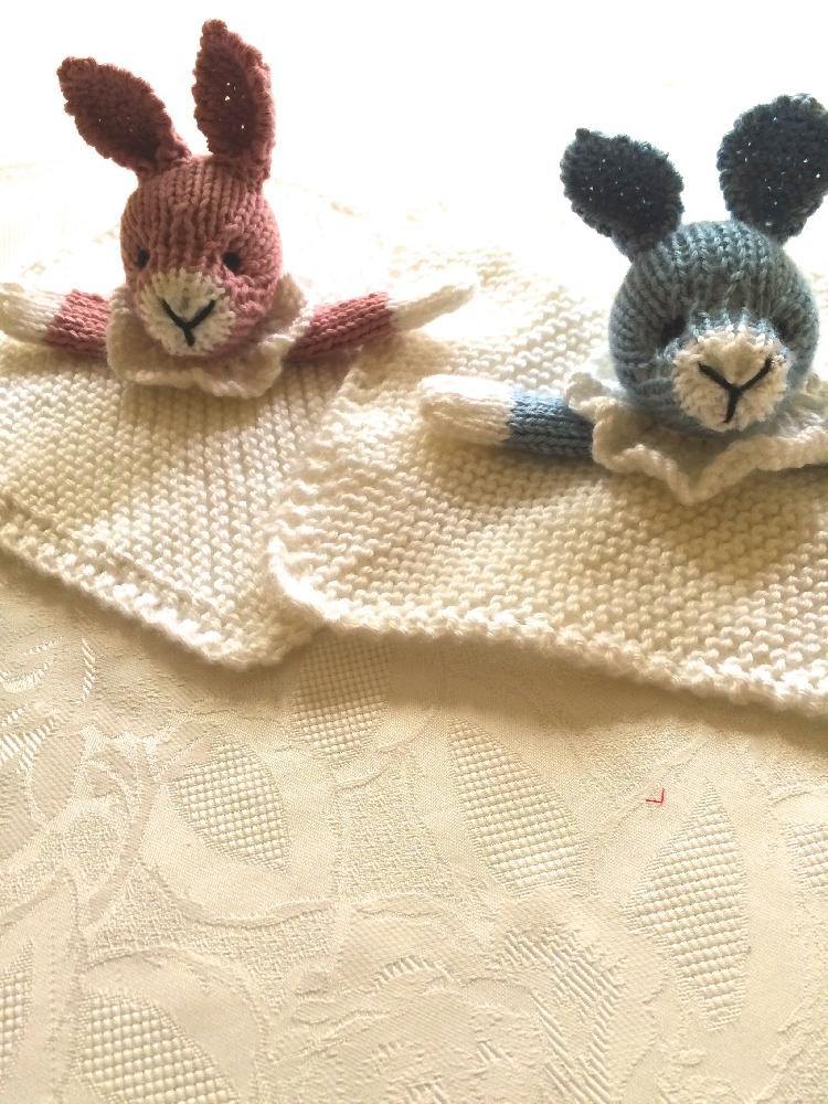 Bunny Mini Cuddly Blankie Free Baby Knitting Pattern