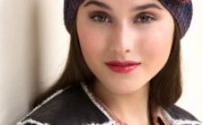 Woman’s Rosette Cloche Free Knitting Pattern