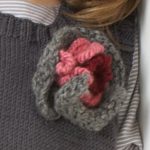Free Flower Corsage Knitting Pattern