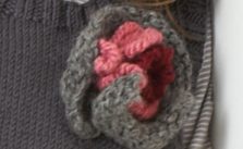 Free Flower Corsage Knitting Pattern