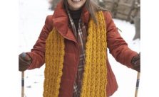 Patons Giant Stitch Hat and Scarf Free Knitting Pattern