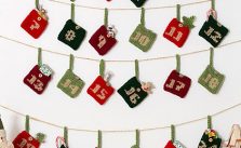 Advent Calendar Gift Pockets Free Christmas Knitting Pattern