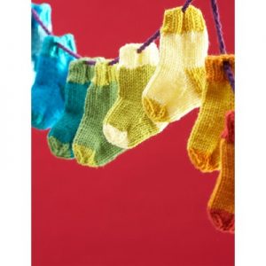 Bernat Mini Stockings Free Christmas Knitting Pattern