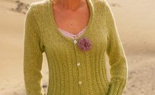 Cardigan in Alpaca with glitter free knitting pattern