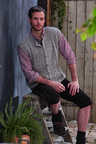 Men’s Vest with Cables Free Knitting Pattern
