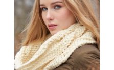 Patons Pivoting Cowl Free Knitting Pattern