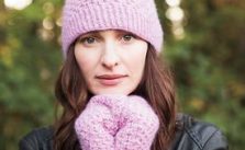 Ultra Cozy Hat and Mittens Free Knitting Pattern