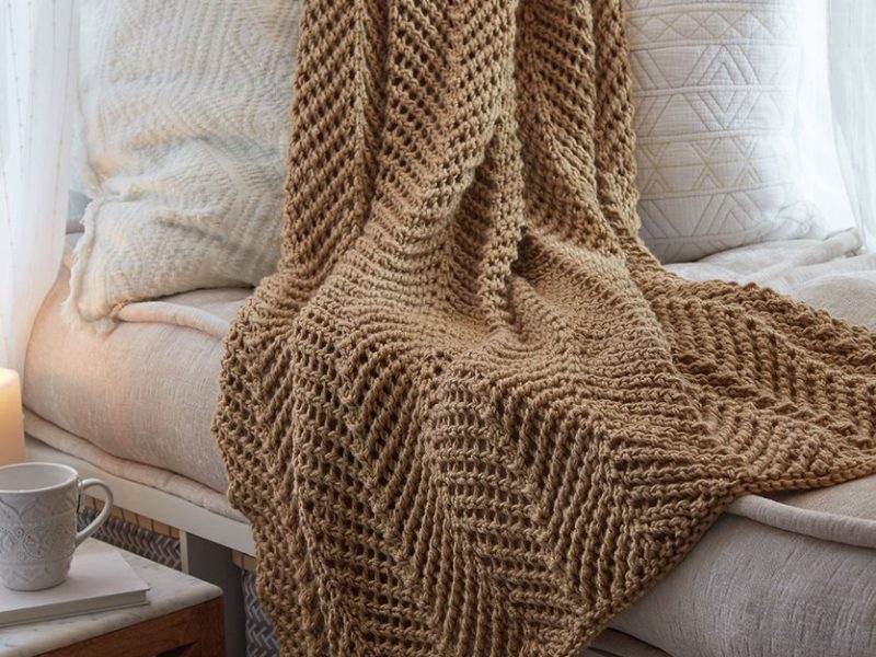 Zigging Knit Throw Free Pattern