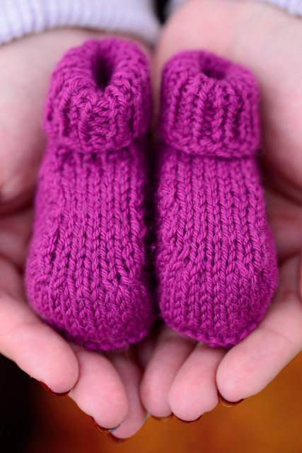 Baby Booties Free Knitting Patterns for 0-3 months - Knitting Bee