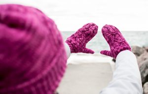 Fallingbrook Ribbed Cable Hat and Mitt Free Knitting Pattern