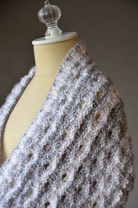 Porthole Cowl Free Knitting Pattern