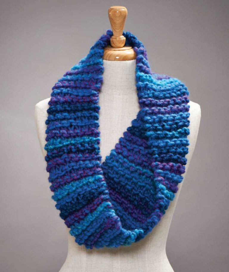 Bulky Yarn Garter Stitch Cowl Free Knitting Pattern Knitting Bee bulky-yarn-garter-stitch-cowl-free-knitting-pattern-knitting-bee