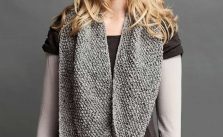 Easy Moss Stitch Cowl Free Knitting Pattern