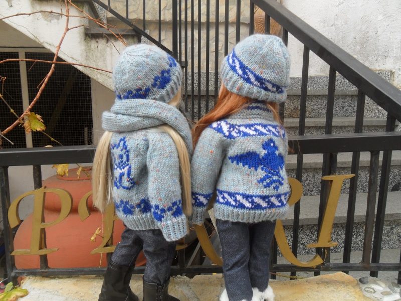 Free knitting pattern for 18″ Doll Hat and Scarf