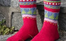 Mistle-Toes Christmas Fair Isle Socks Free Knitting Pattern