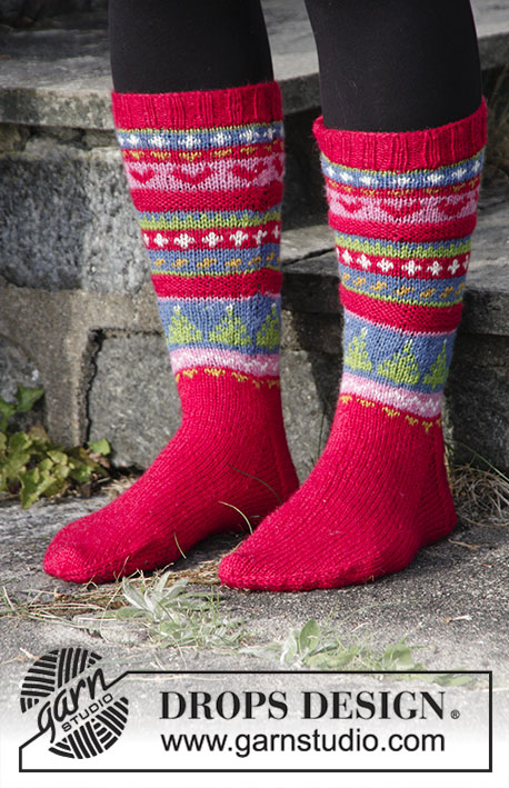 Mistle-Toes Christmas Fair Isle Socks Free Knitting Pattern