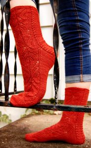 Stellen Free Lace Sock Knitting Pattern