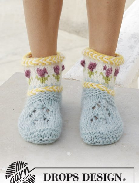 Spring Buds Lace, Cables and Colorwork Slippers Free Knitting Pattern