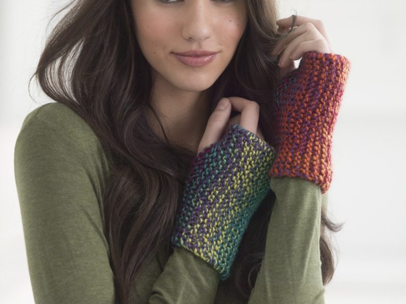 Free Knitting Pattern for Basic Wristers