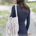 Free Knitting Pattern for a Handbag with Fringes