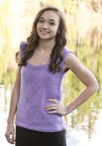 Free Knitting Pattern for a Criss-Cross Shell Top.